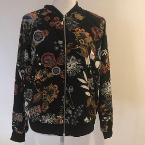 🔥SALE🔥West Kei lightweight jacket M